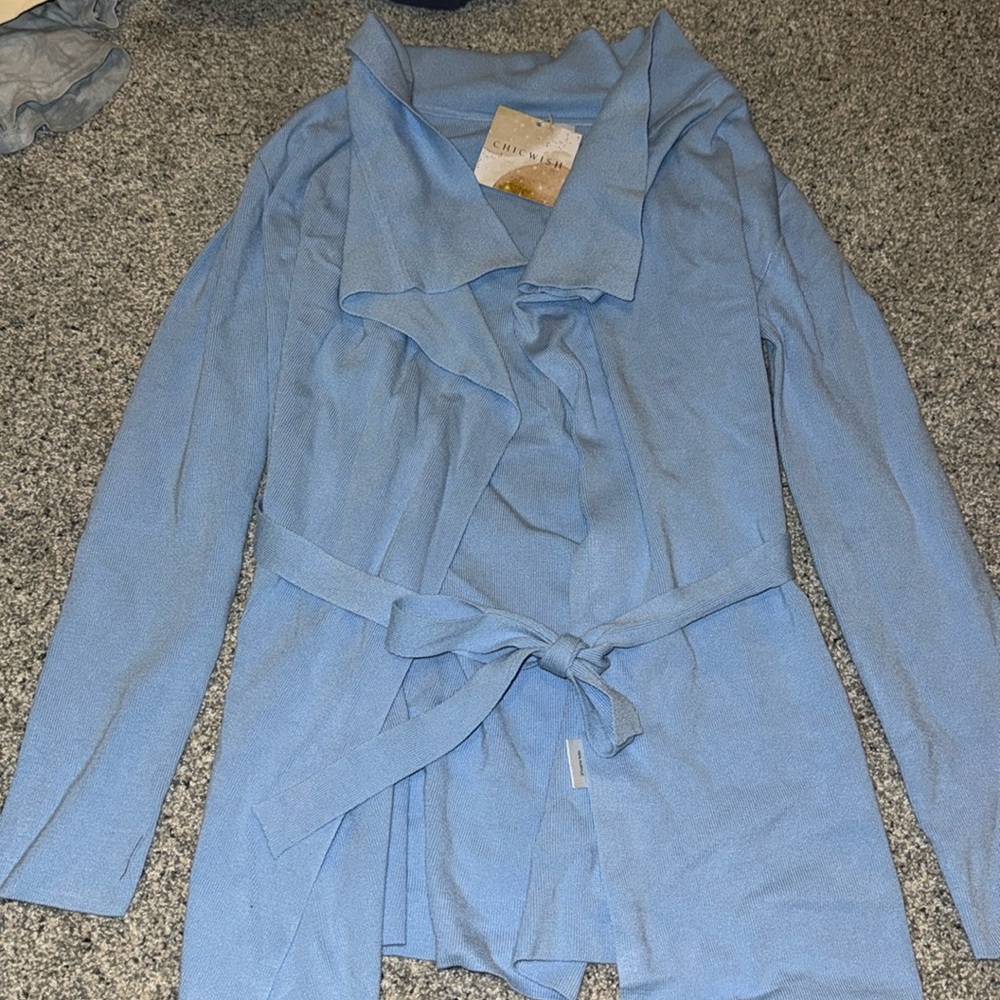 CHICWISH light blue open front top SIZE MEDIUM